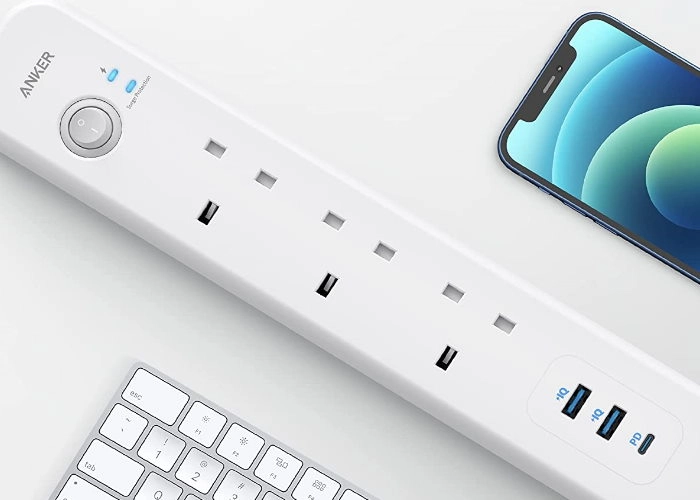 چند راهی برق USB دار انکر مدل A9136