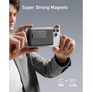 Anker-Magnetic-Battery-With-Fo