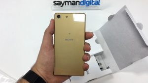 ویدیو آنباکس Sony Xperia M5